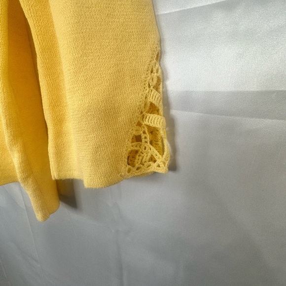 Sag Harbor Yellow Sweater with Crochet V-Neck - Picture 4 of 10